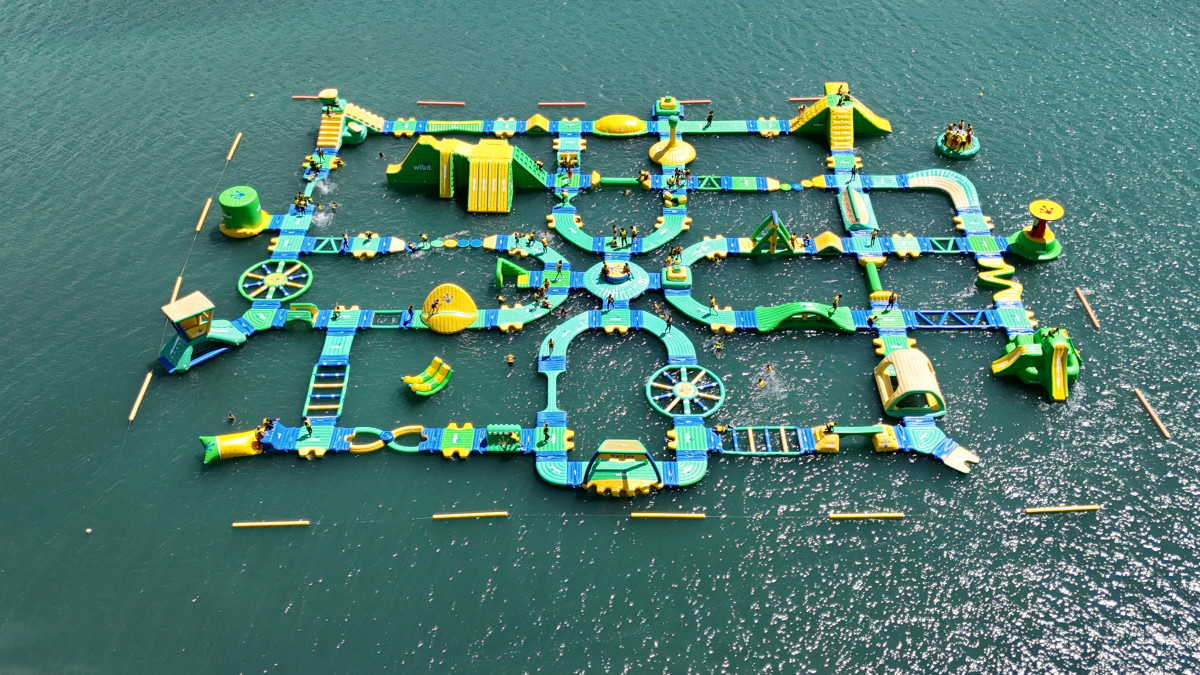 Aquaparc au plan d'eau d'Embrun